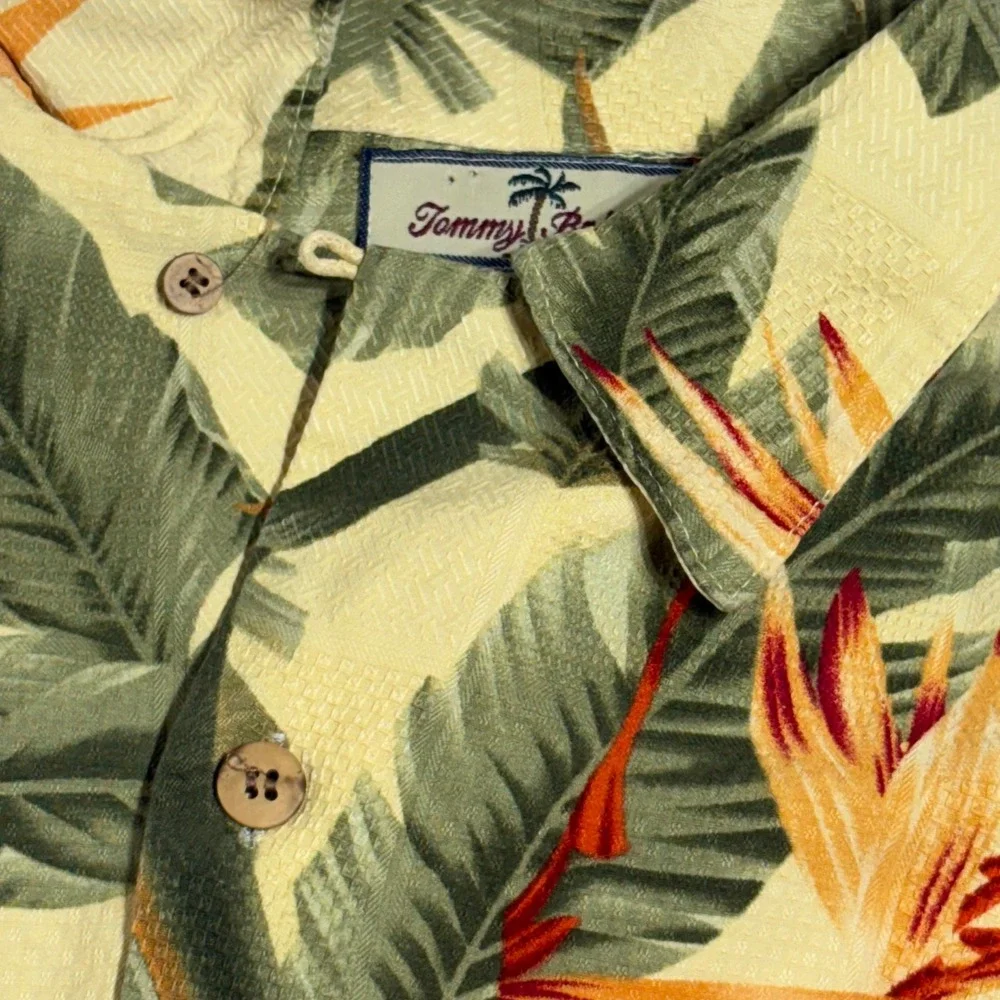 Tommy Bahama Relax Mens Medium Silk Bird of Paradise Tropical Camp‎ Shirt Yellow